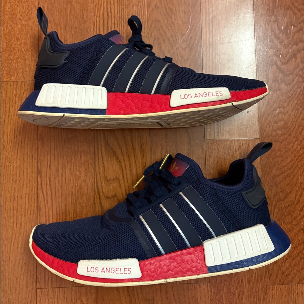 adidas NMD R1 - United By Sneakers Los Angeles. Size men’s 10. Navy/Silver/Red